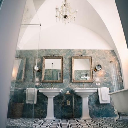 The Duchess'S View - New! Luxurious Flat In Historical Centre 115 Sq M, 3Min Walk To Cala Porto Beach And Private Parking Polignano a Mare Zewnętrze zdjęcie