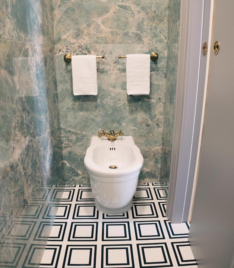 The Duchess'S View - New! Luxurious Flat In Historical Centre 115 Sq M, 3Min Walk To Cala Porto Beach And Private Parking Polignano a Mare Zewnętrze zdjęcie